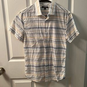 Express Mens shortsleeved button-up shirt